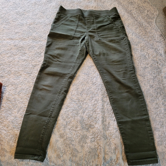 2 pairs of super stretchy Jeggings. Sold together. - Picture 8 of 13